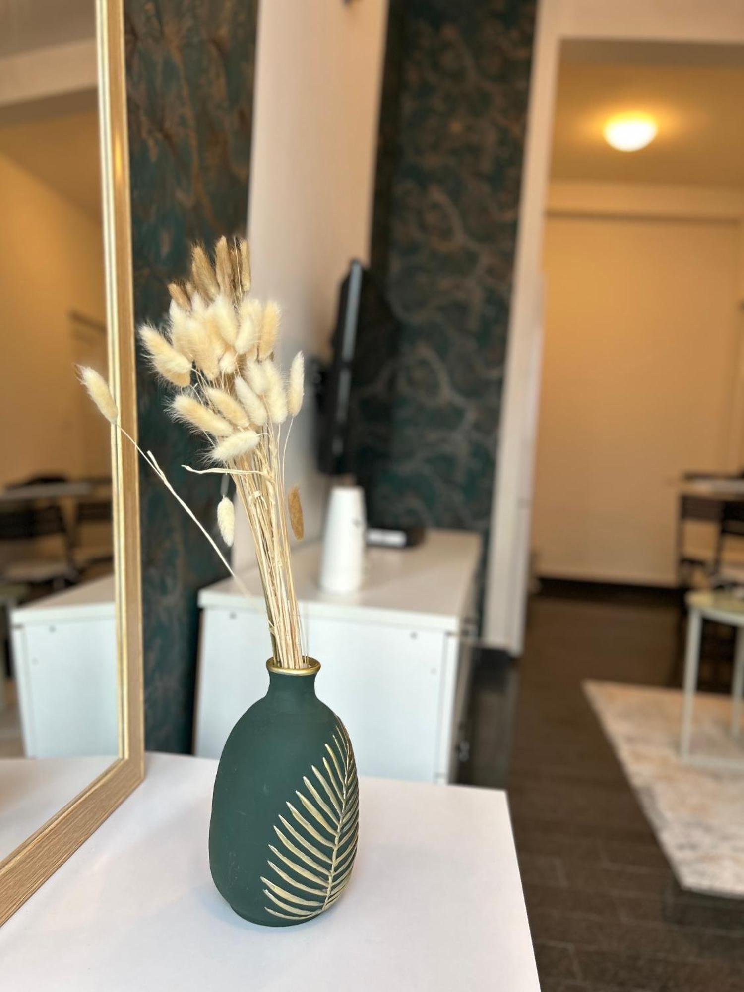 Apartments City Zone Мостар Экстерьер фото