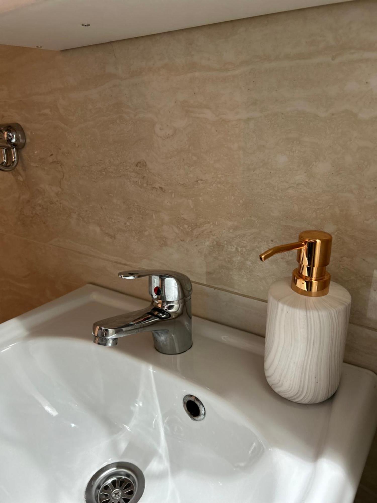 Apartments City Zone Мостар Экстерьер фото