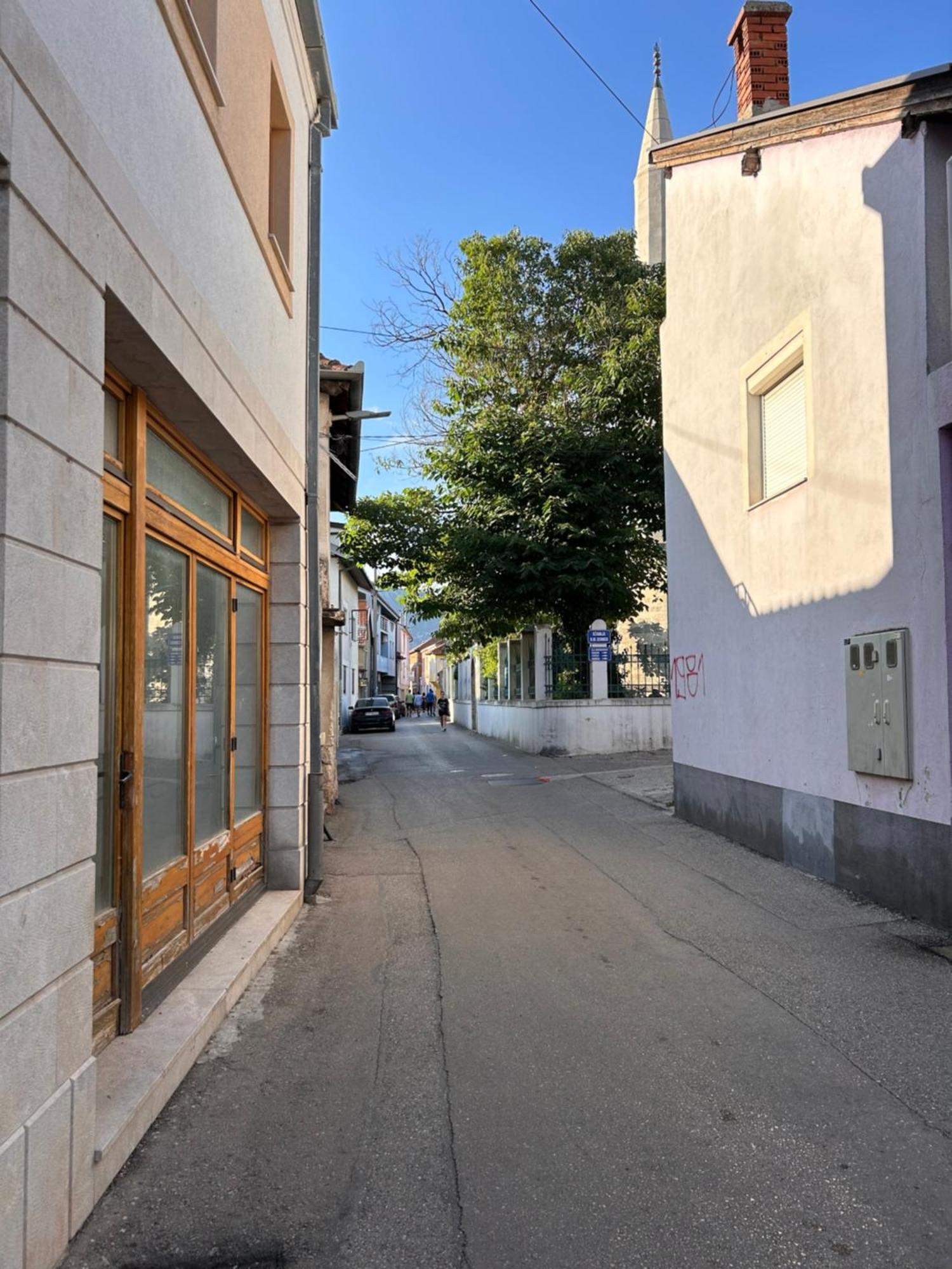 Apartments City Zone Мостар Экстерьер фото